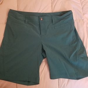 Athleta teal shorts size 14